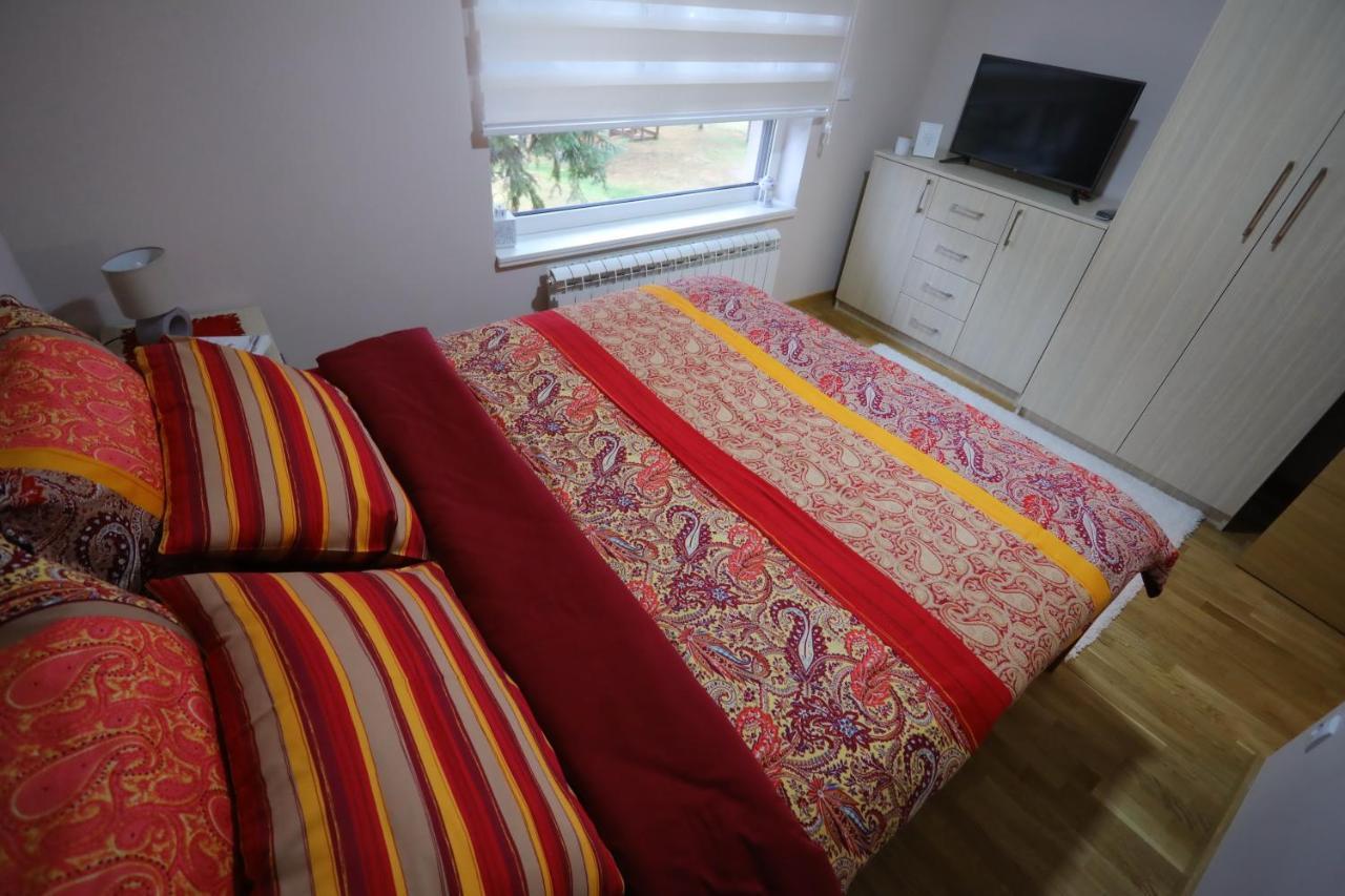 Mipet apartmani Zlatibor Extérieur photo